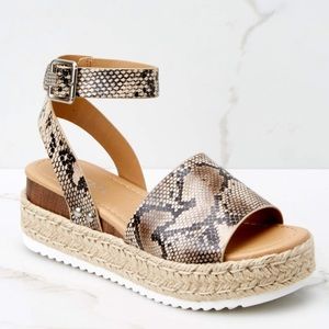 New Platform Sandals - Size 7.5/8